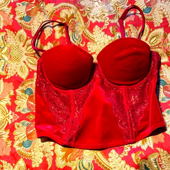 Bustier - Picture 1 of 3